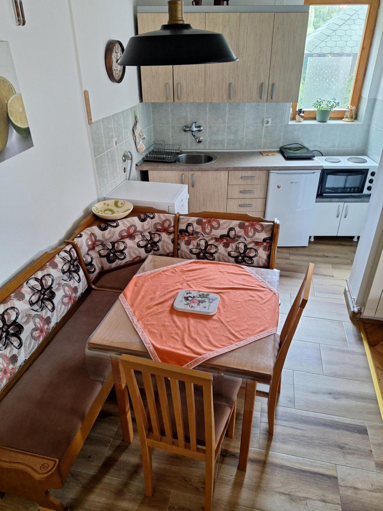 Monte Vista Apartment